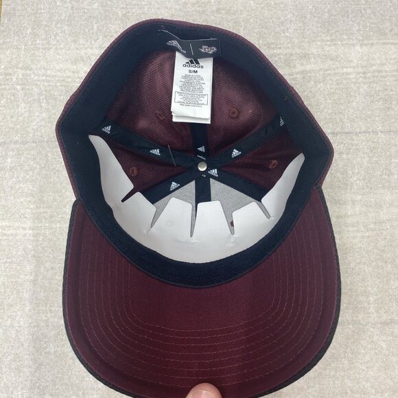 Rare Texas University Baseball Cap Aggies Maroon Hat Embroidered Logo Adidas S/M - Picture 6 of 15